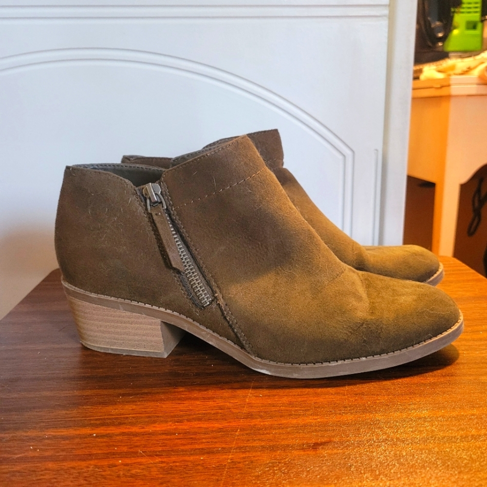 Women's Green/tan Ankle Boots